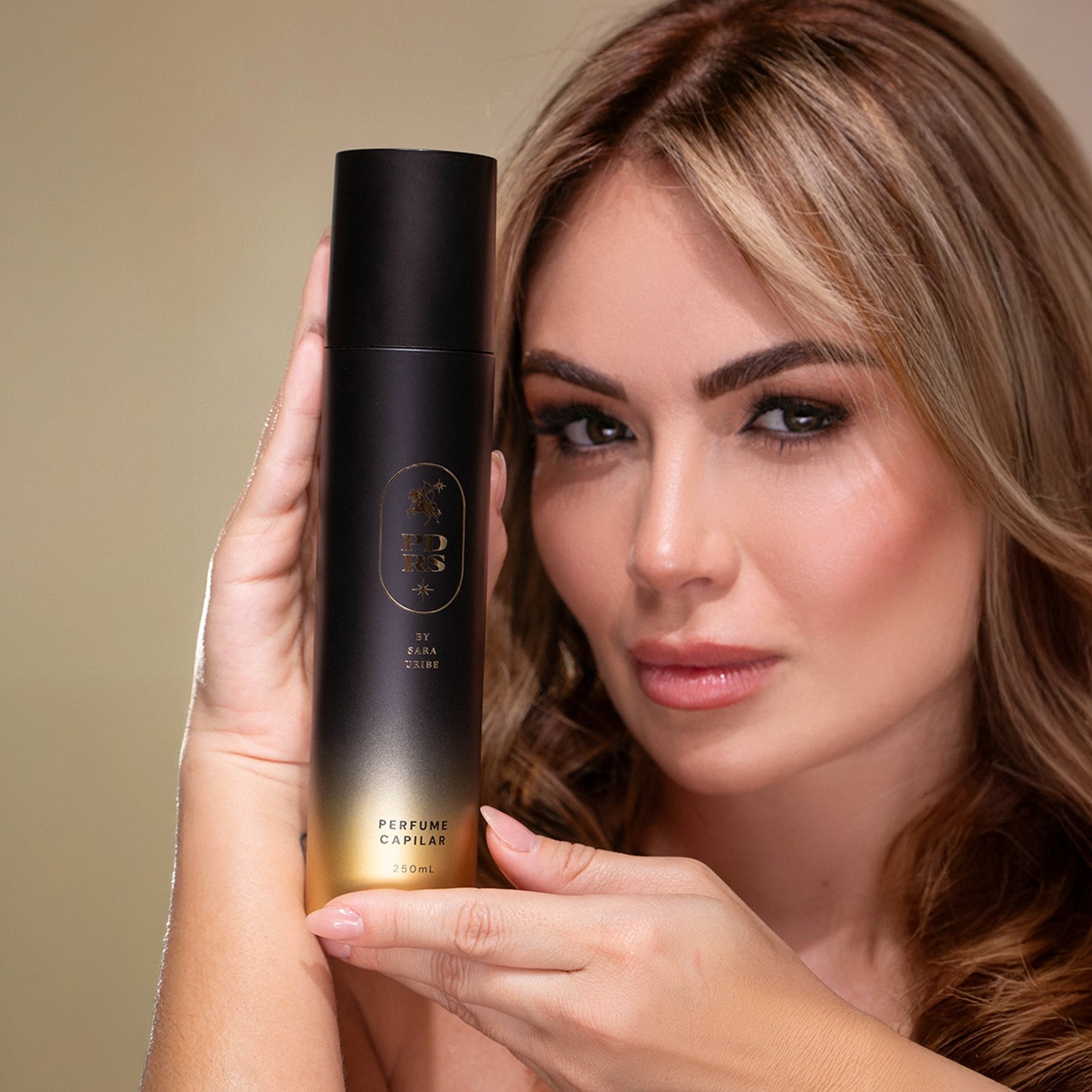 PERFUME CAPILAR PODEROSA